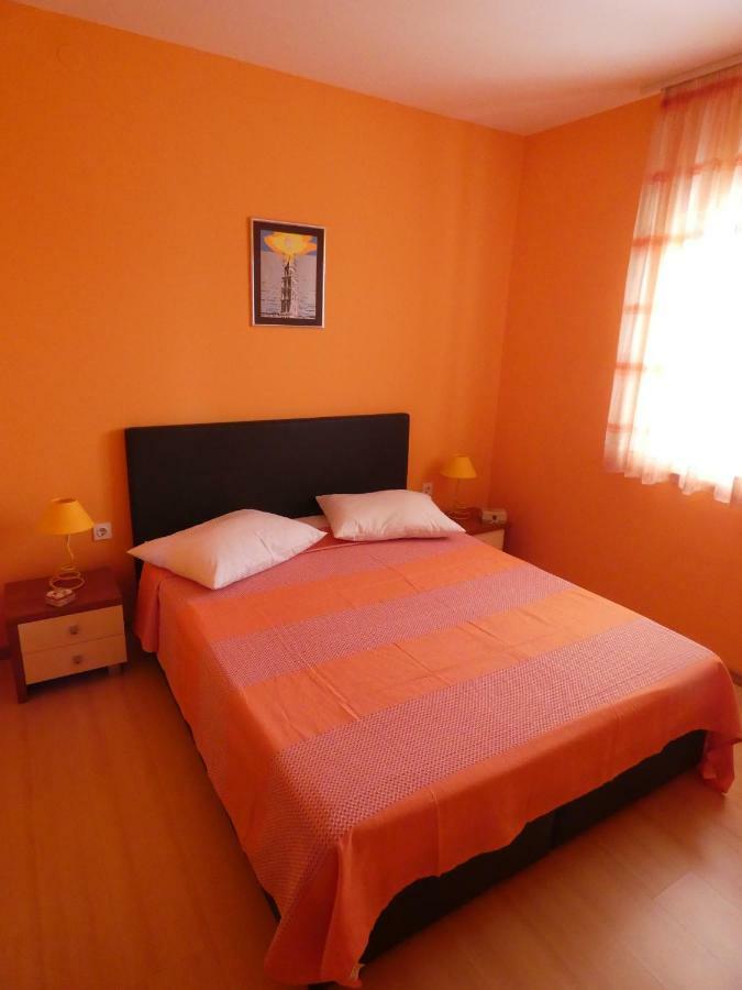 Apartmani Saric Rogoznica Zečevo Eksteriør bilde