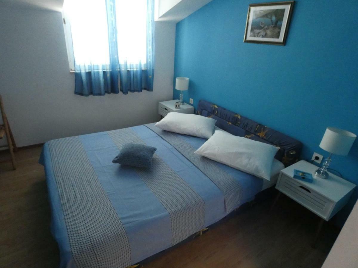 Apartmani Saric Rogoznica Zečevo Eksteriør bilde