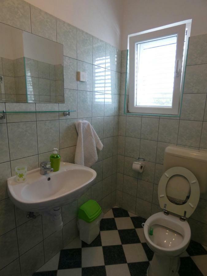 Apartmani Saric Rogoznica Zečevo Eksteriør bilde