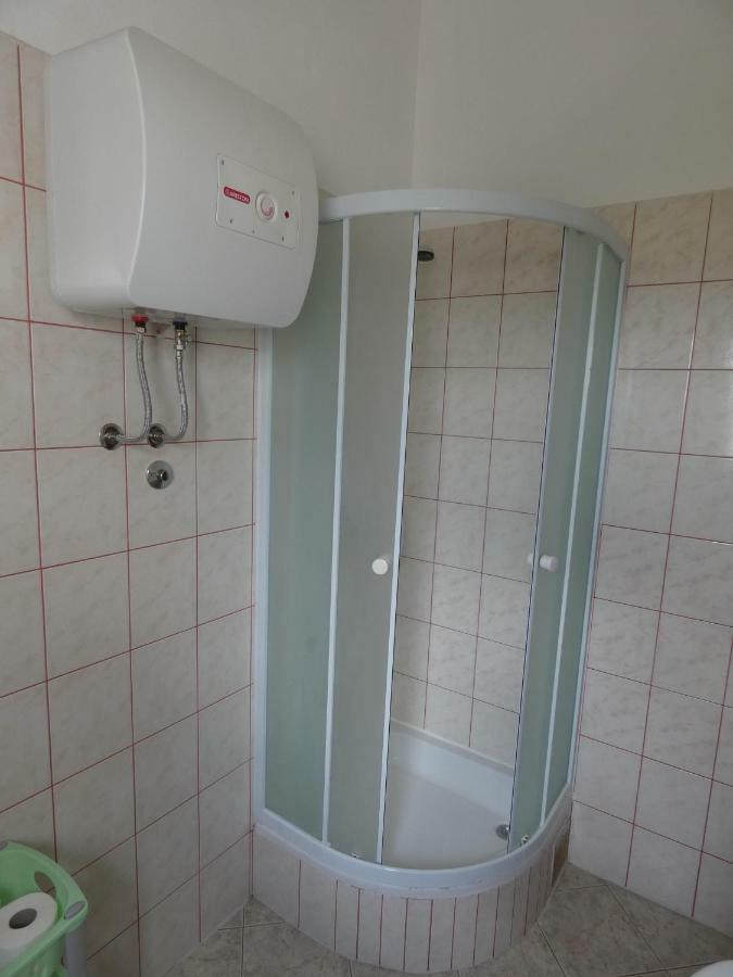 Apartmani Saric Rogoznica Zečevo Eksteriør bilde